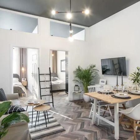 Jozefa 20 Street 2 Bedroom Apartment Краків Екстер'єр фото